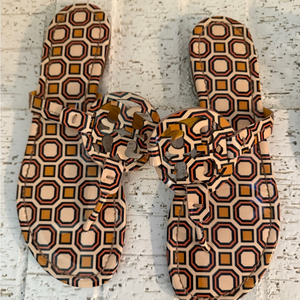 Tory Burch patent Geometric Patterned Sandals